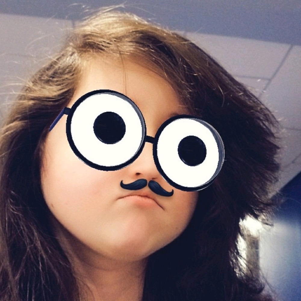 Meet your Posher, Alyssa